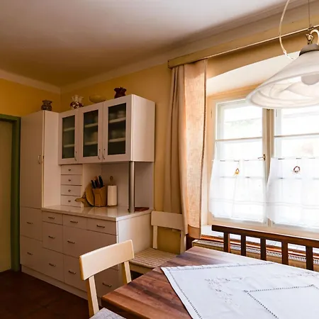 House, Garden And A Cat Holiday home Bled